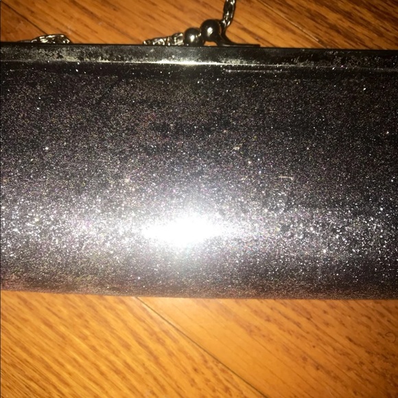 Sparkly Glitter Purple Purse Clutch for Outings - Picture 3 of 6